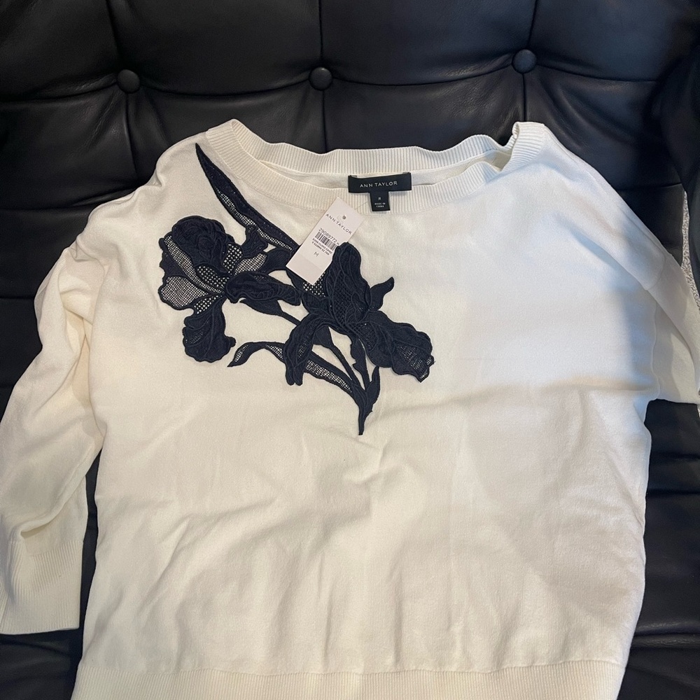 Ann Taylor Ivory Sweater with  Navy Floral Appliqué NWT